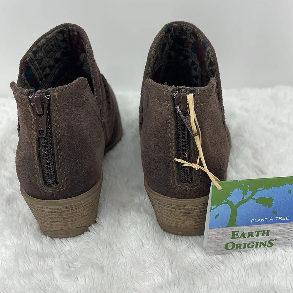 Earth Origins AMANDA Dark Brown Ankle Booties ZIPPER BACK SIZE 6.5 M NEW